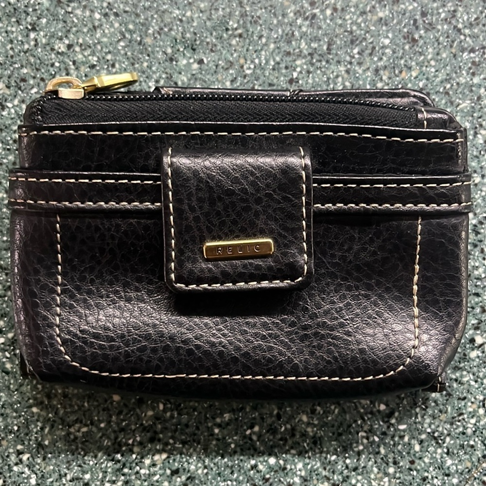 Women’s Black Relic Wallet